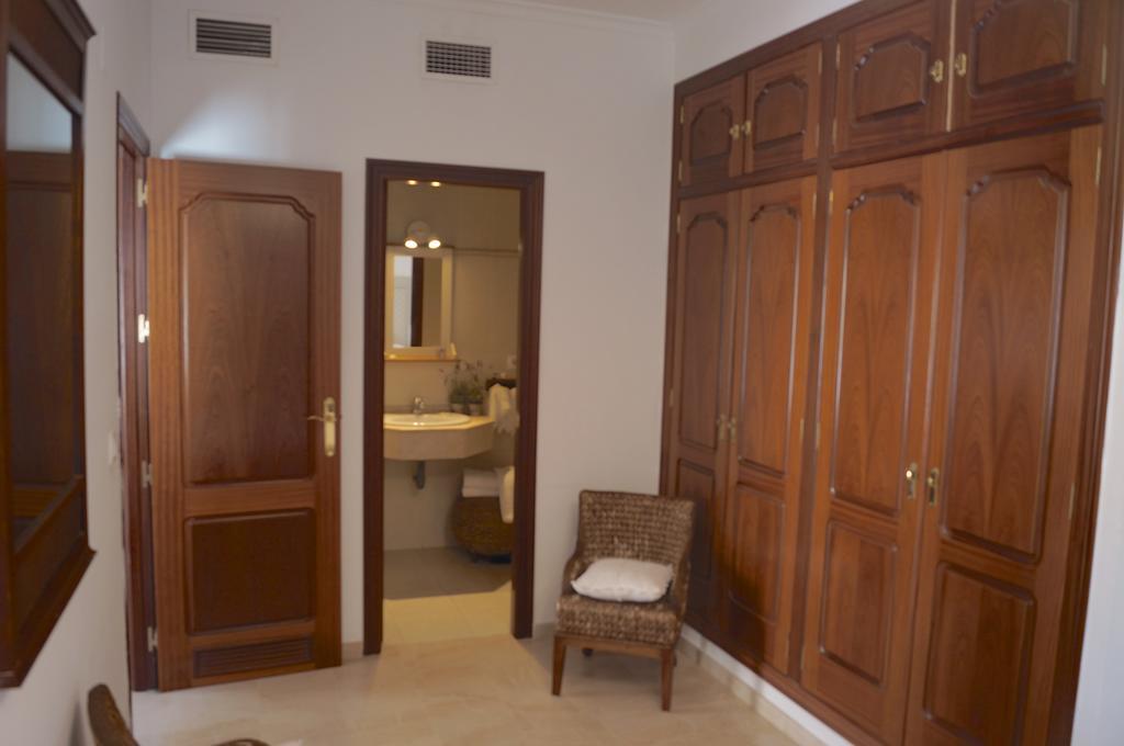 Penthouse Puerta De La Juderia Apartment Cordoba Exterior photo
